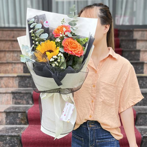 Bó hoa hướng dương mix hồng cam spirit, thạch thảo tặng tốt nghiệp bạn thân 4