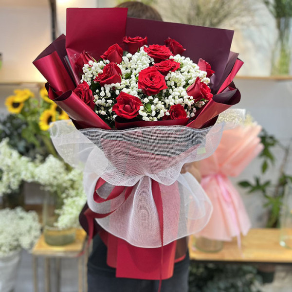 Bó hoa hồng đỏ 13 bông mix baby tặng sinh nhật ý nghĩa  6