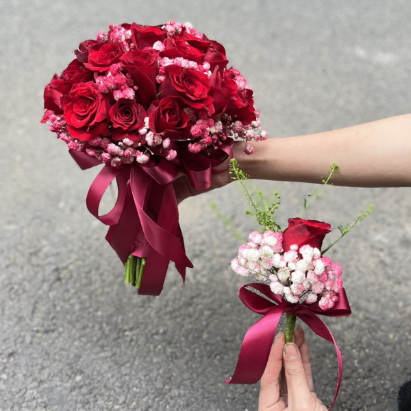 Bó hoa cưới hồng đỏ 6