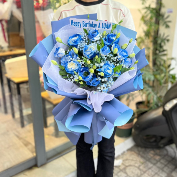 Bó hoa sinh nhật tặng Nam màu xanh dương 4