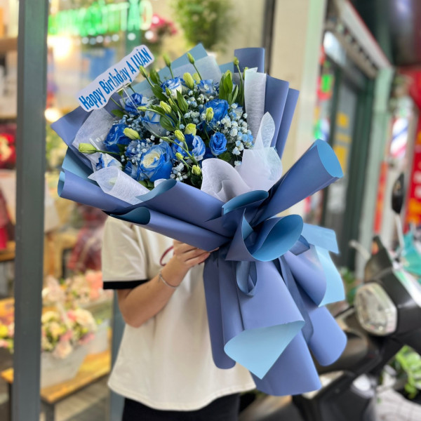 Bó hoa sinh nhật tặng Nam màu xanh dương 5
