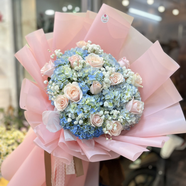 Bó cẩm tú cầu mix 13 hồng kem và baby 4