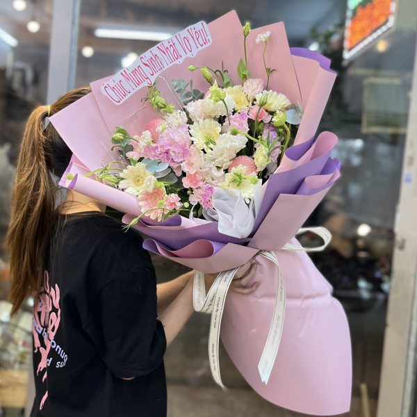 Bó hoa tím giấy tím đơn giản 4
