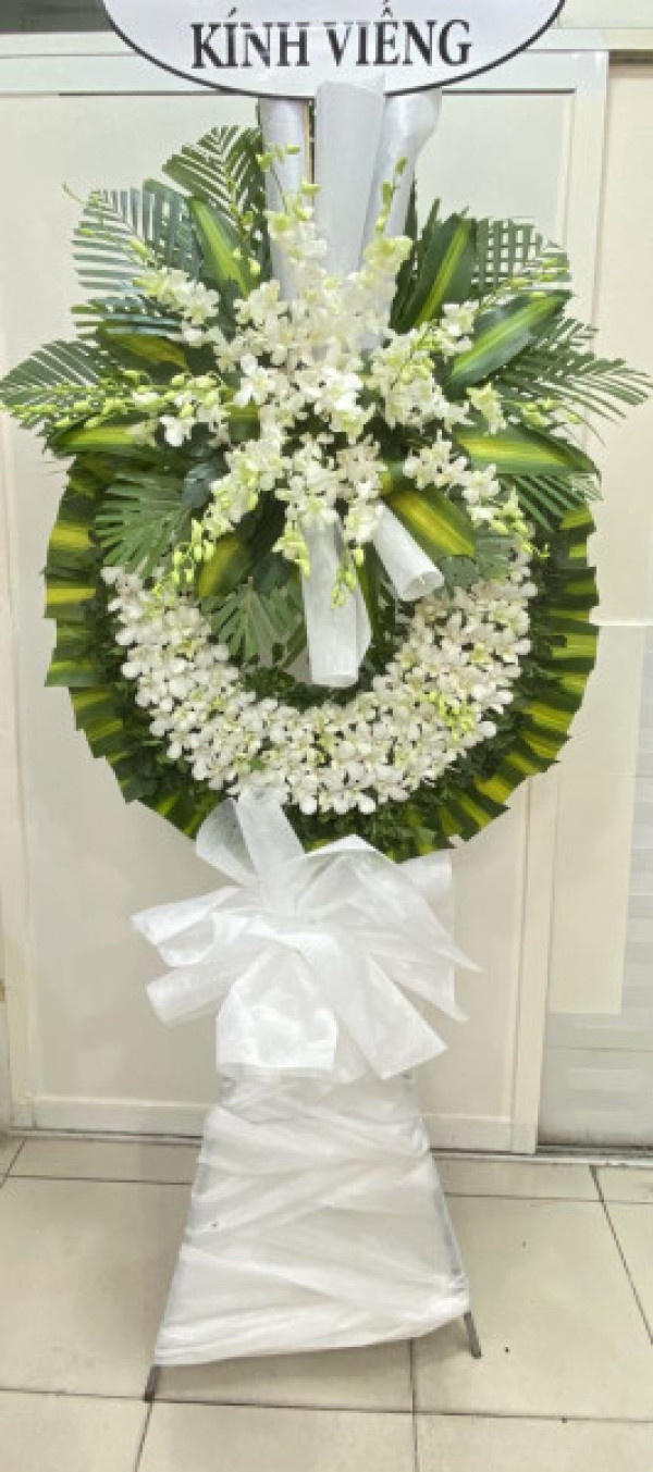 Từ Biệt - Vòng hoa chia buồn đám tang màu trắng đẹp sang trọng lan trắng kết hợp nơ cao 1,7 mét 4