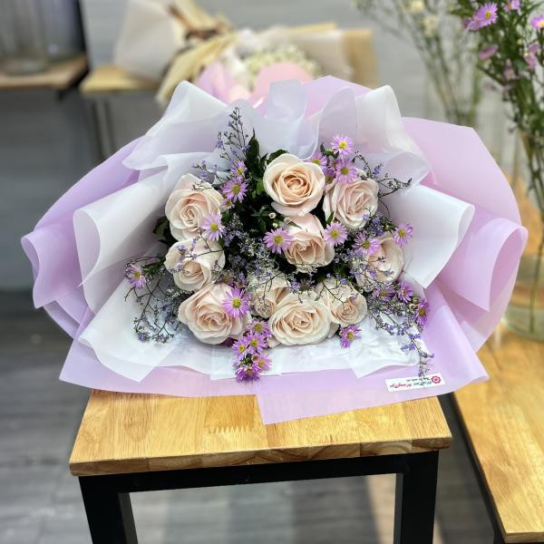 Hoa tặng Valentine's day - hồng kem mix thạch thảo tím và hoa sao tím 4